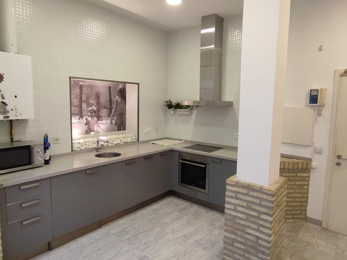 Apartamento Un Jardin En La Alfalfa - Kainga Homes Севиля Екстериор снимка