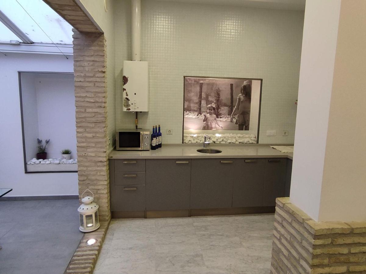 Apartamento Un Jardin En La Alfalfa - Kainga Homes Севиля Екстериор снимка