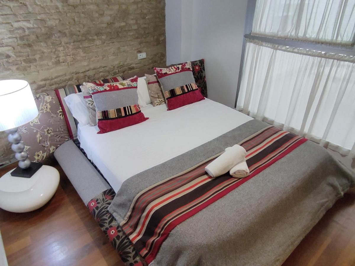 Apartamento Un Jardin En La Alfalfa - Kainga Homes Севиля Екстериор снимка