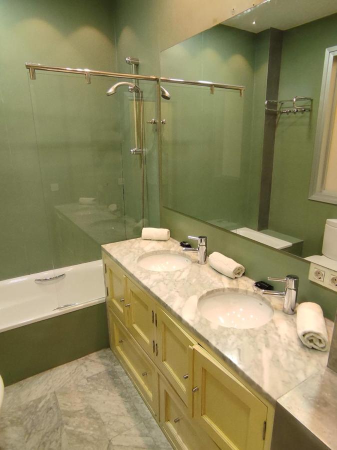 Apartamento Un Jardin En La Alfalfa - Kainga Homes Севиля Екстериор снимка
